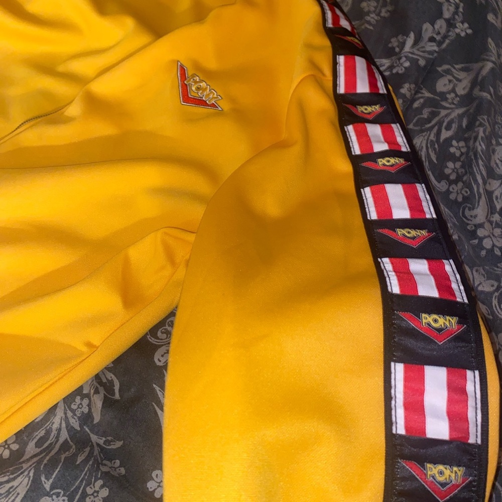 Pony Jacket - Picture 4 of 4